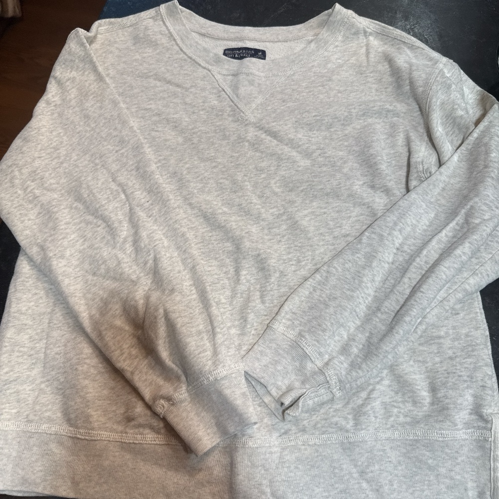Gray Abercrombie crew neck